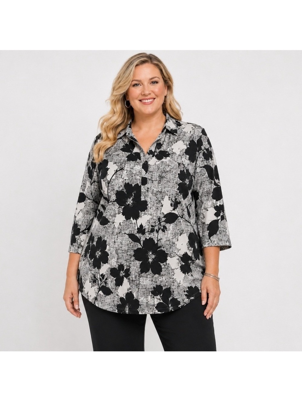 Chicos No-Iron Stretch Tunic Black White Floral Size 8